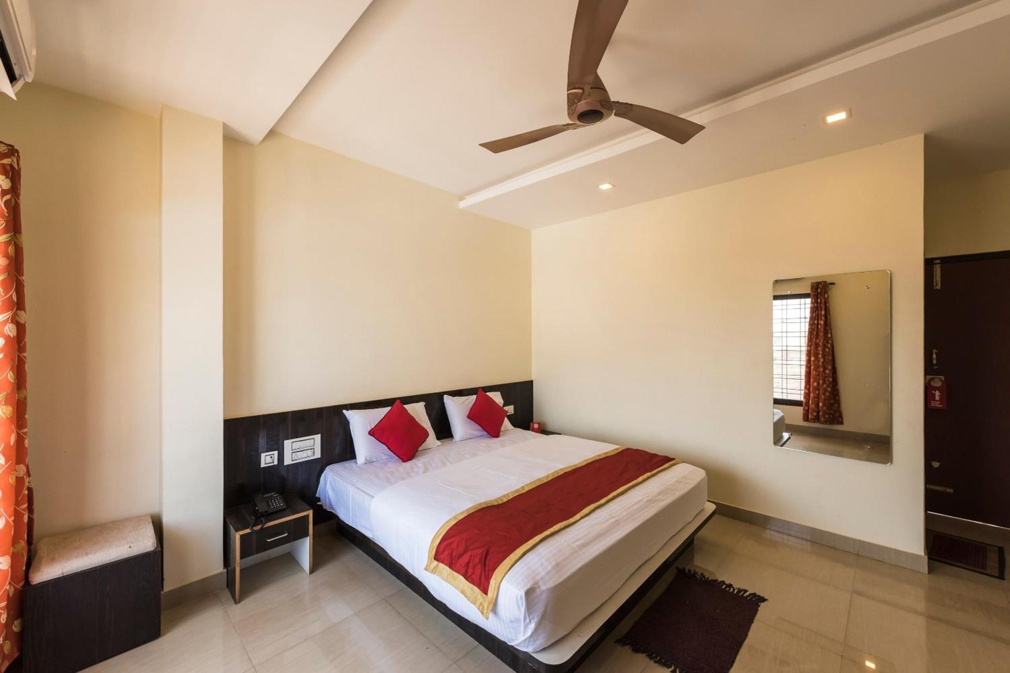 Hotel O Sri Venkatesha Residency Chikmagalur Ngoại thất bức ảnh
